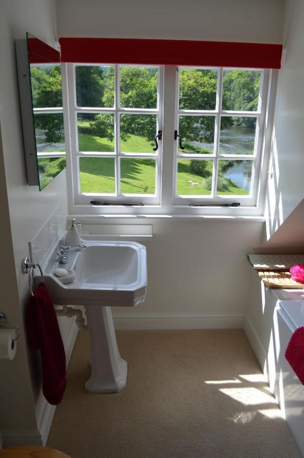 Pwll-Y-Faedda Bed & Breakfast 빌스웰즈 외부 사진